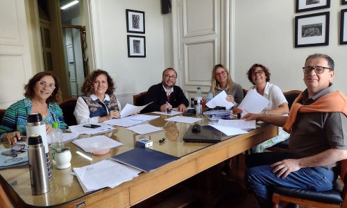340  docentes con más derechos y garantías